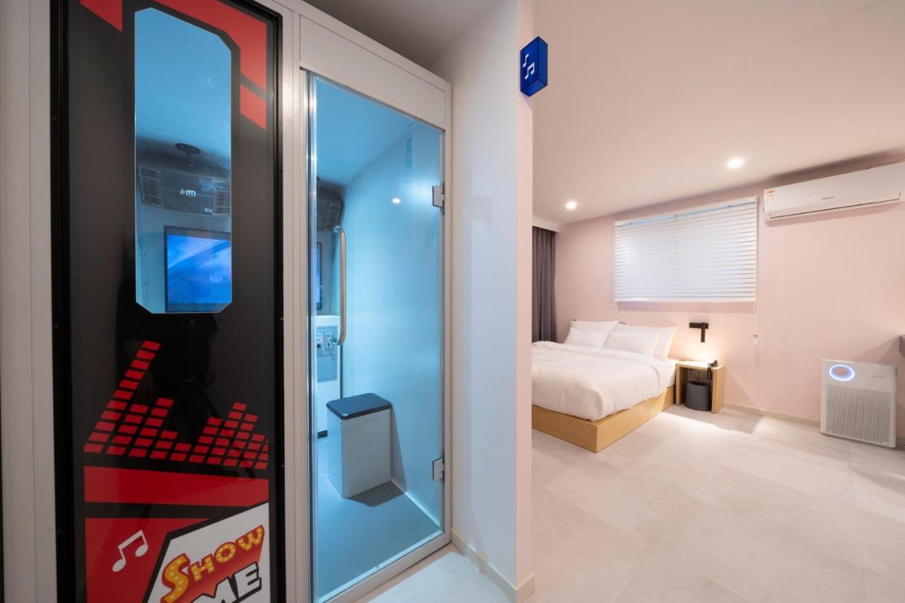Object Aank Hotel Gumi Exteriér fotografie