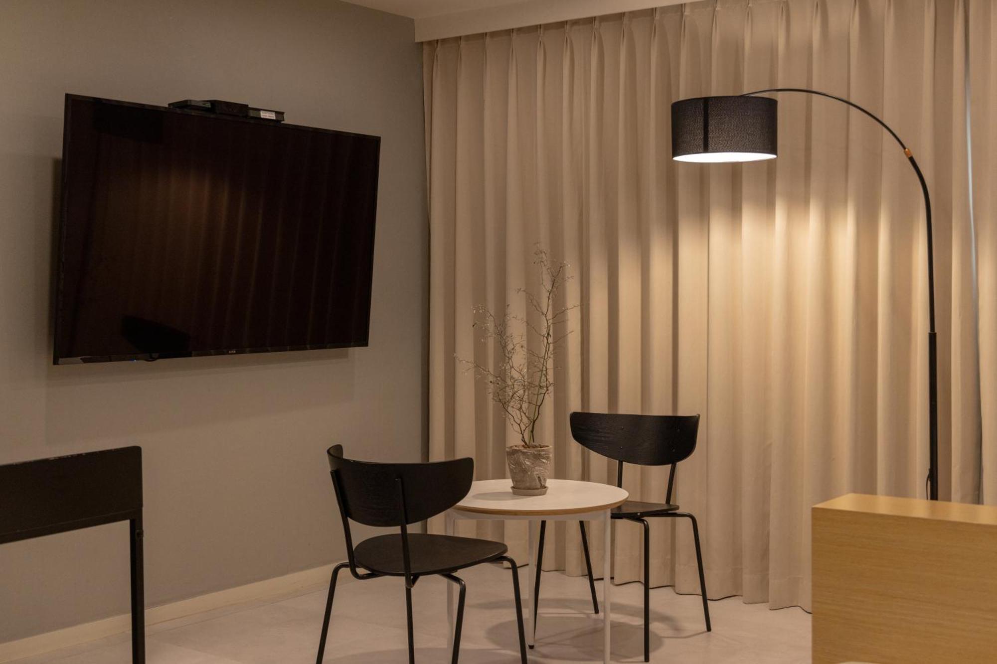 Object Aank Hotel Gumi Exteriér fotografie